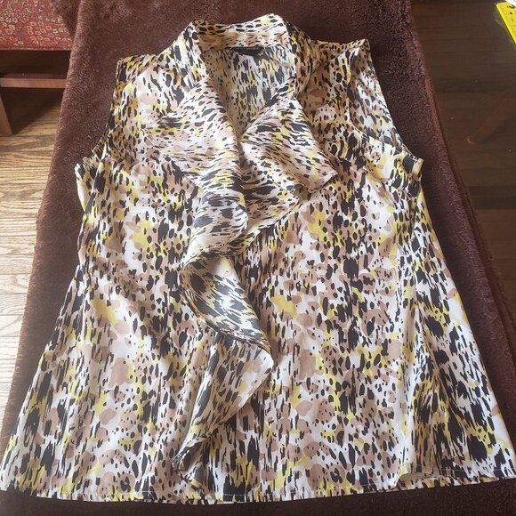 Banana Republic - Picture 1 of 3